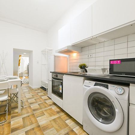 Charming Apartment In Damjanich Str., Lucas Budapesta Exterior foto