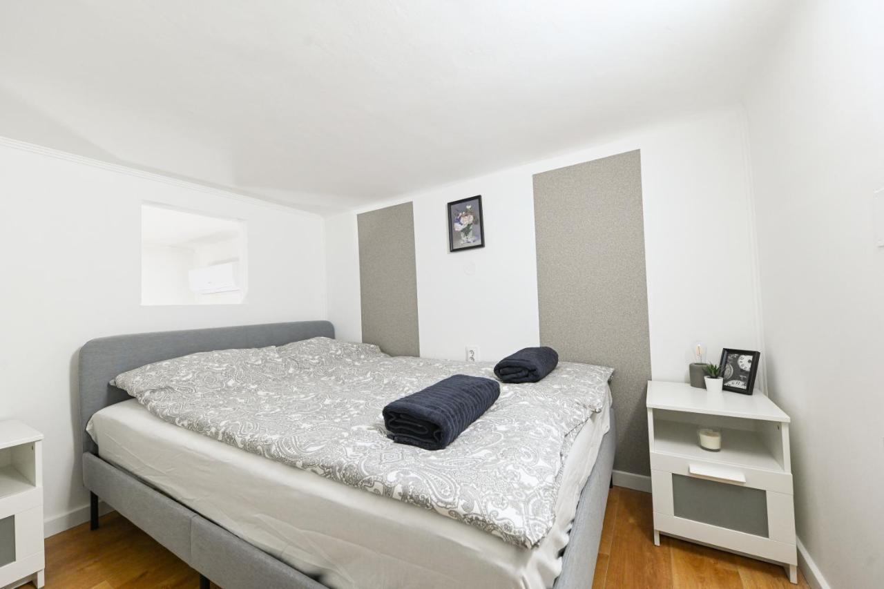 Charming Apartment In Damjanich Str., Lucas Budapesta Exterior foto